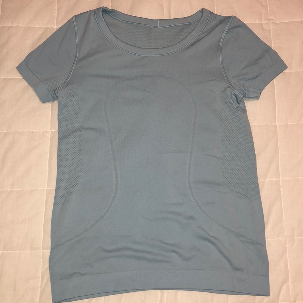 Swiftly Tech short sleeve